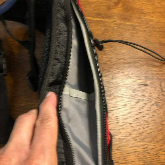 ZEFAL Hydro Enduro Water Backpack N/Red Bladder Included - Picture 6 of 6